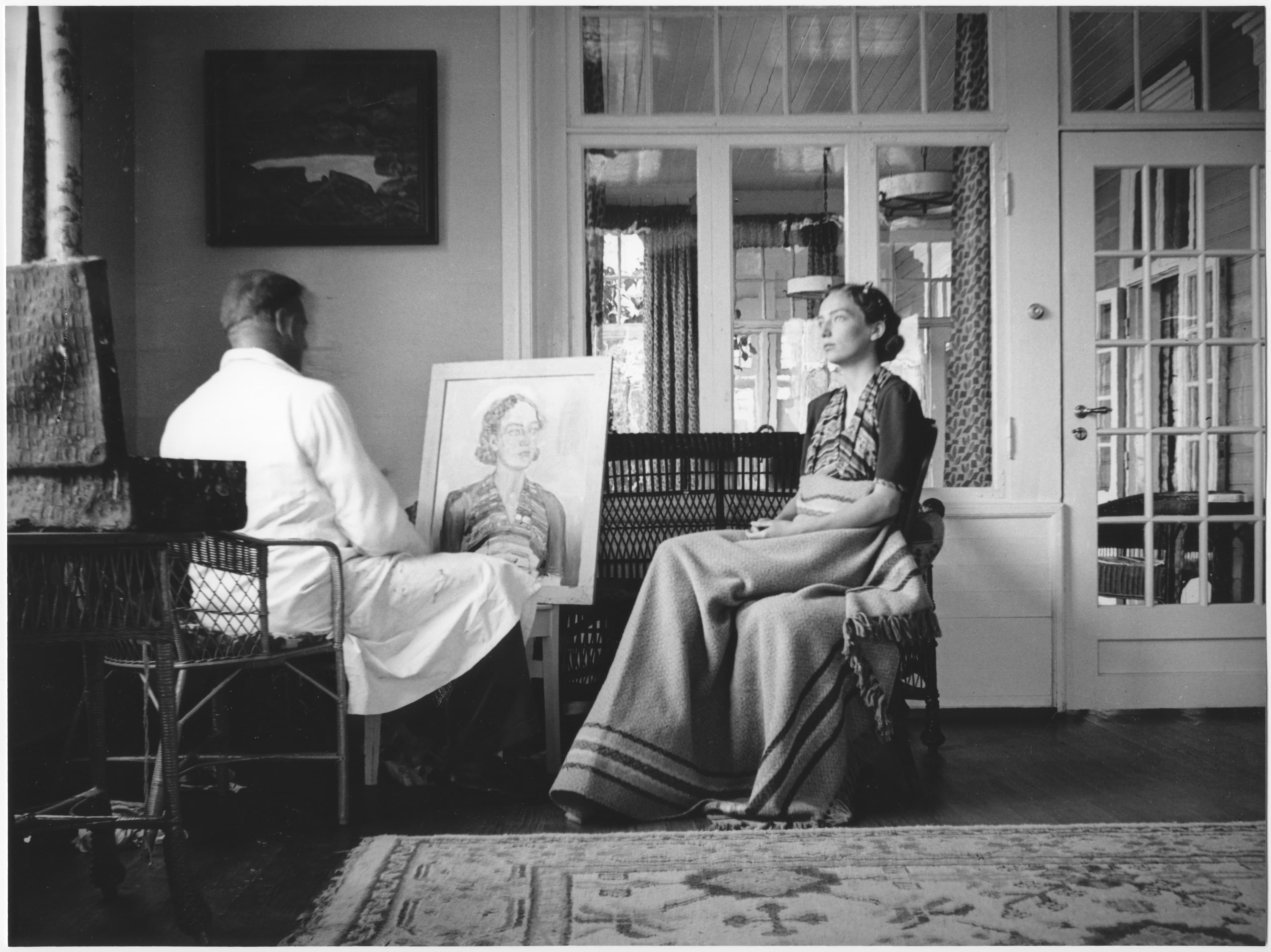Kurt Schwitters paints a portrait of Mabel Elliott Taylor.